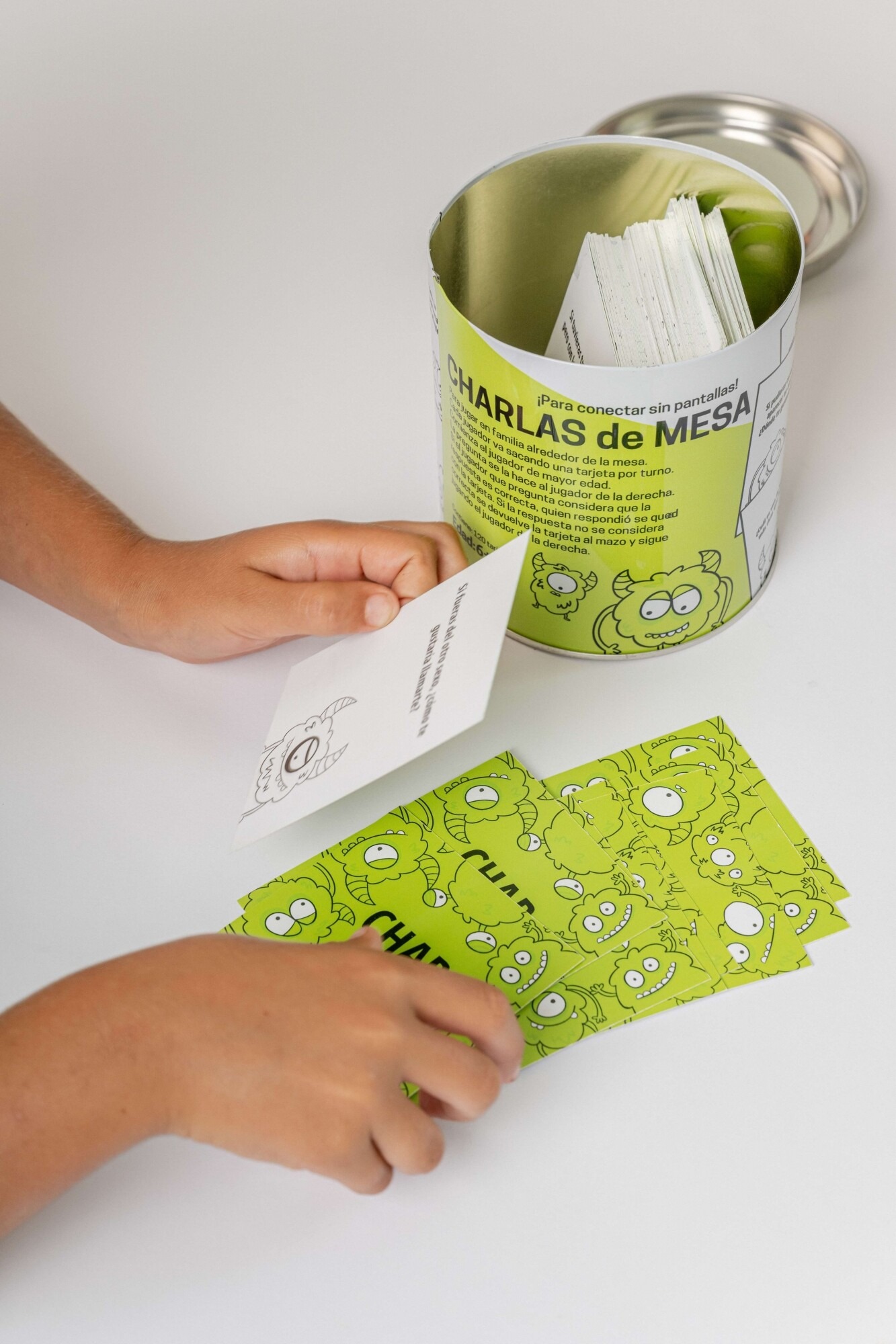 Chau Pantallas Charlas de Mesa2